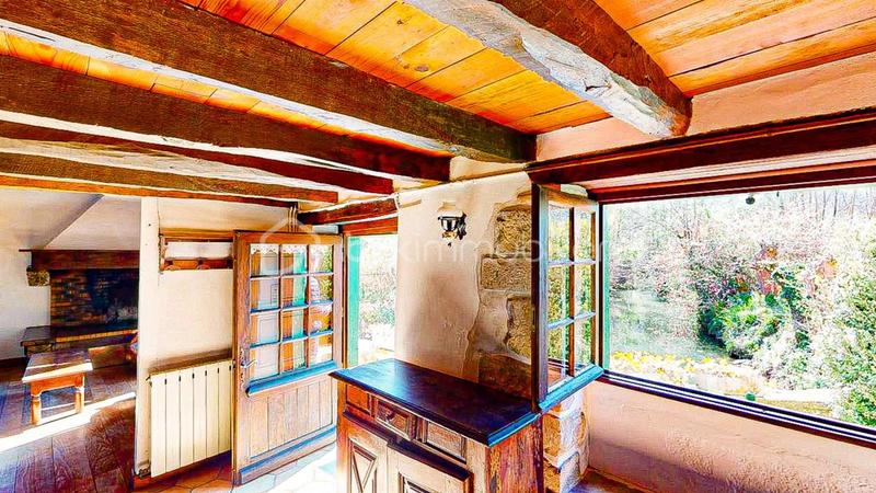 Moulin - 128 m² - 6 pièces