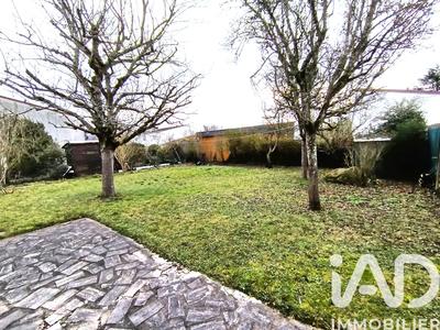 Maison - 93 m² - 4 pièces