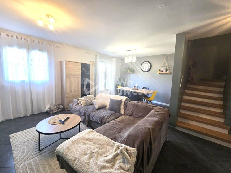 Maison - 90 m² - 4 pièces