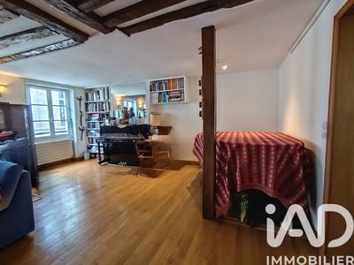 Appartement - 82 m² - 3 pièces