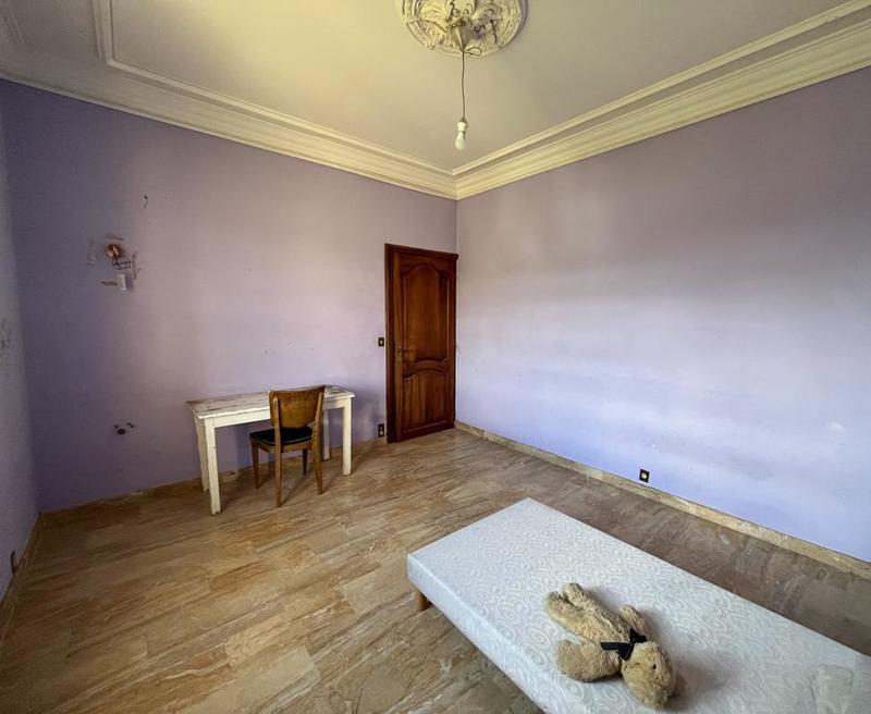 Mas - 261 m² - 6 pièces