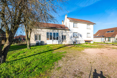 Maison - 114 m² - 5 pièces