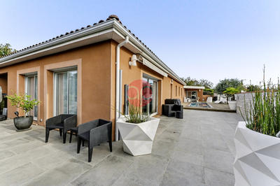 Maison - 146 m² - 5 pièces