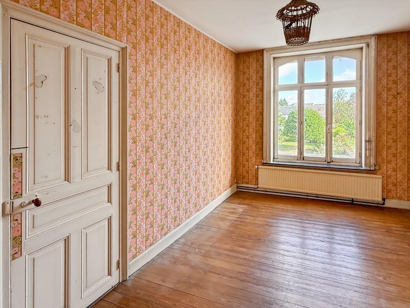 Maison bourgeoise - 242 m² - 7 pièces