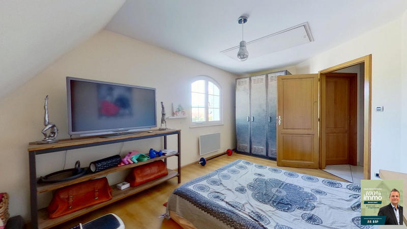 Maison - 142 m² - 6 pièces