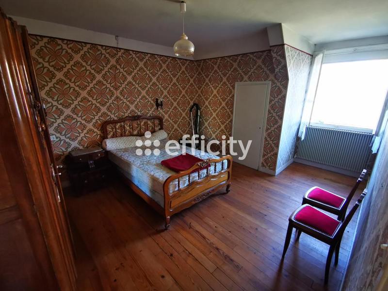 Maison de bourg - 89 m² - 4 pièces