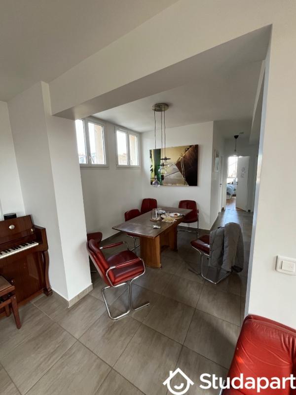 Chambre - 15 m² - 1 pièce