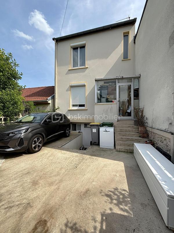 Maison - 115 m² - 5 pièces