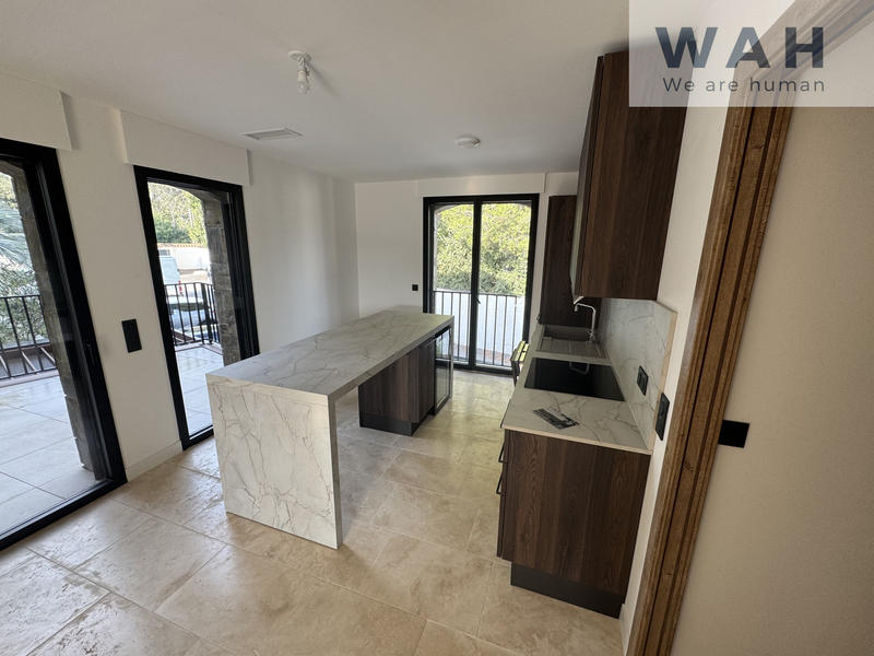 Duplex - 144 m² - 5 pièces