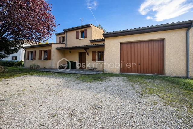 Maison de village - 132 m² - 6 pièces