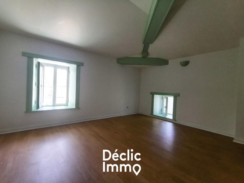 Maison en pierre - 146 m² - 7 pièces