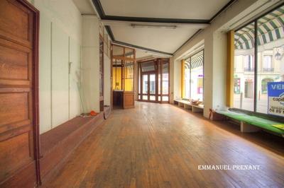 Maison de ville - 180 m² - 5 pièces