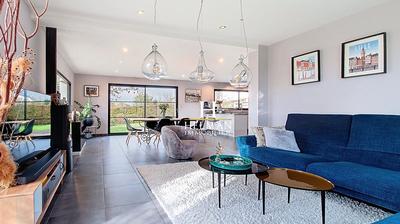 Maison - 167 m² - 6 pièces