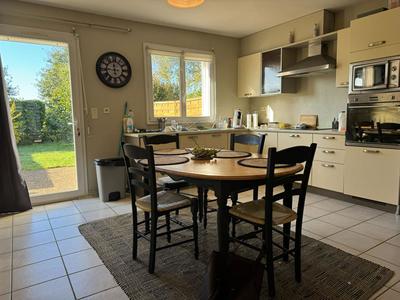 Maison - 95 m² - 4 pièces