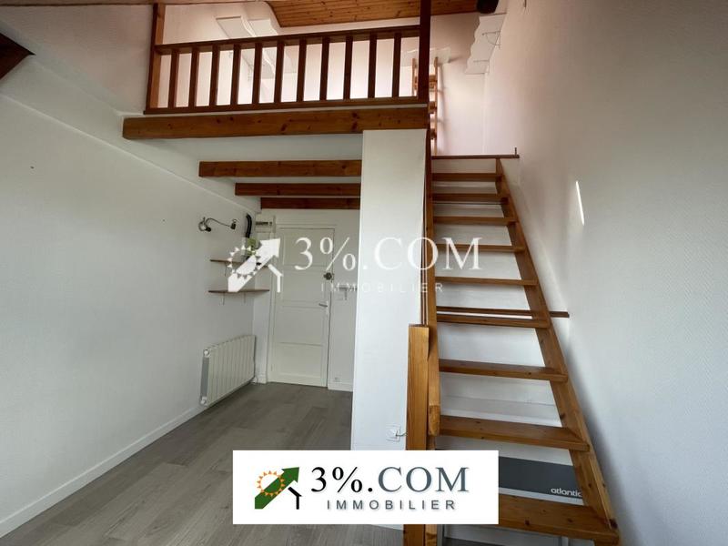 Studio - 12 m² - 1 pièce