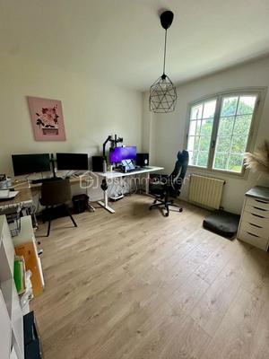 Maison - 96 m² - 4 pièces