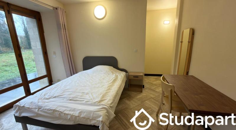 Chambre - 15 m² - 1 pièce