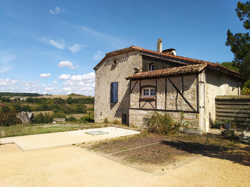 Maison - 147 m² - 4 pièces