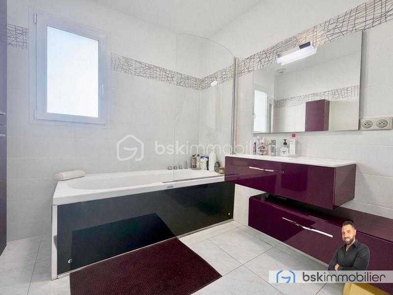 Villa - 112 m² - 5 pièces