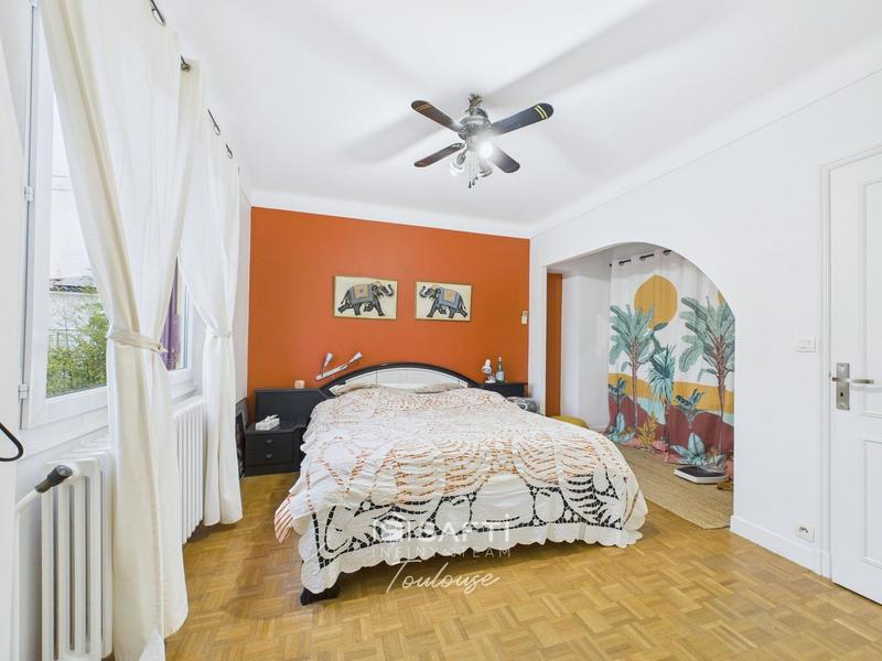 Maison - 274 m² - 8 pièces