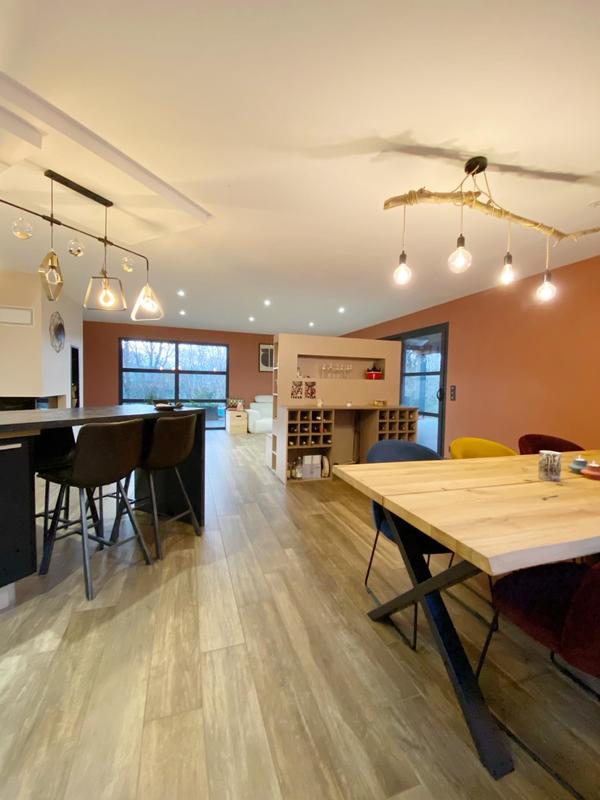 Maison - 153 m² - 6 pièces