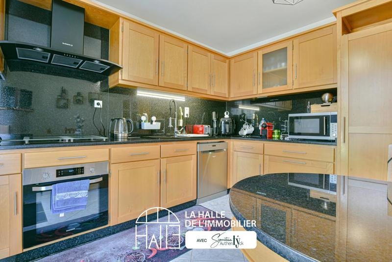 Pavillon - 148 m² - 7 pièces