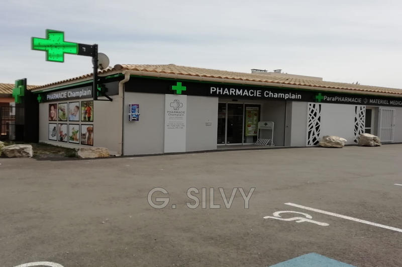 Local commercial - 141 m²