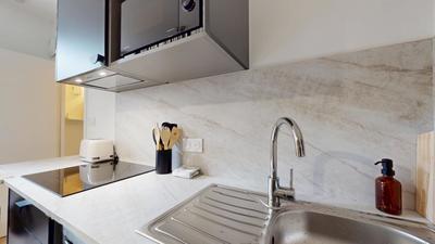 Studio - 14 m² - 2 pièces