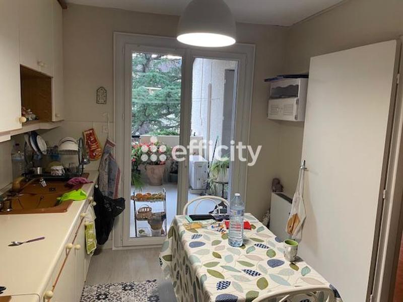 Appartement - 85 m² - 3 pièces