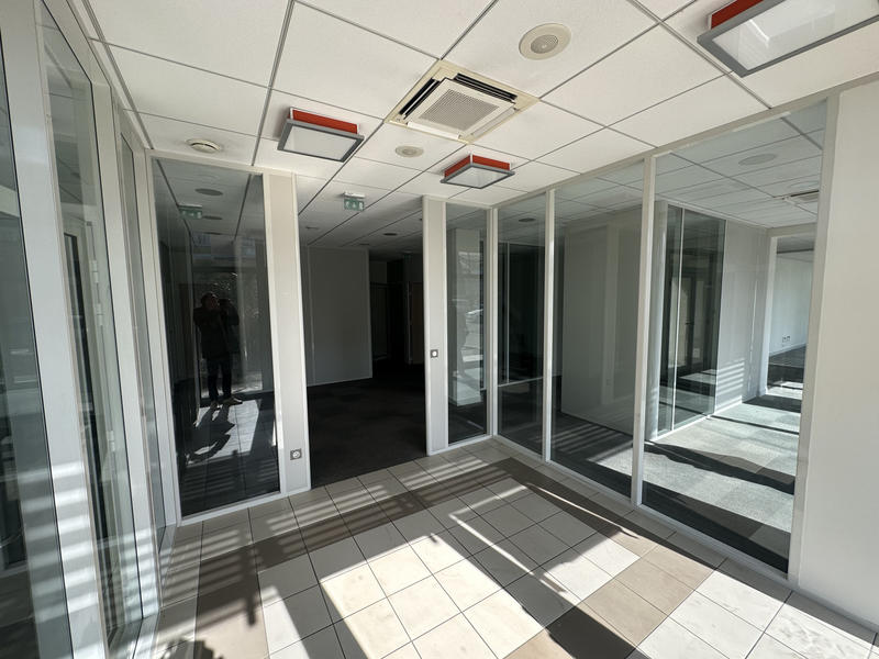 Bureau - 222 m²