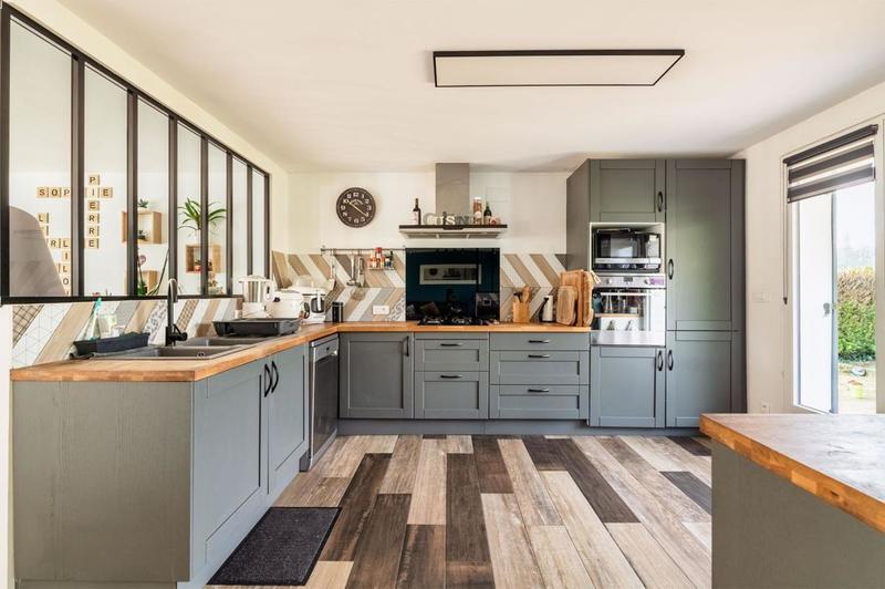 Maison - 192 m² - 8 pièces