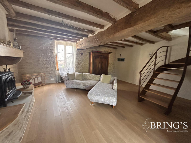 Maison - 145 m² - 7 pièces