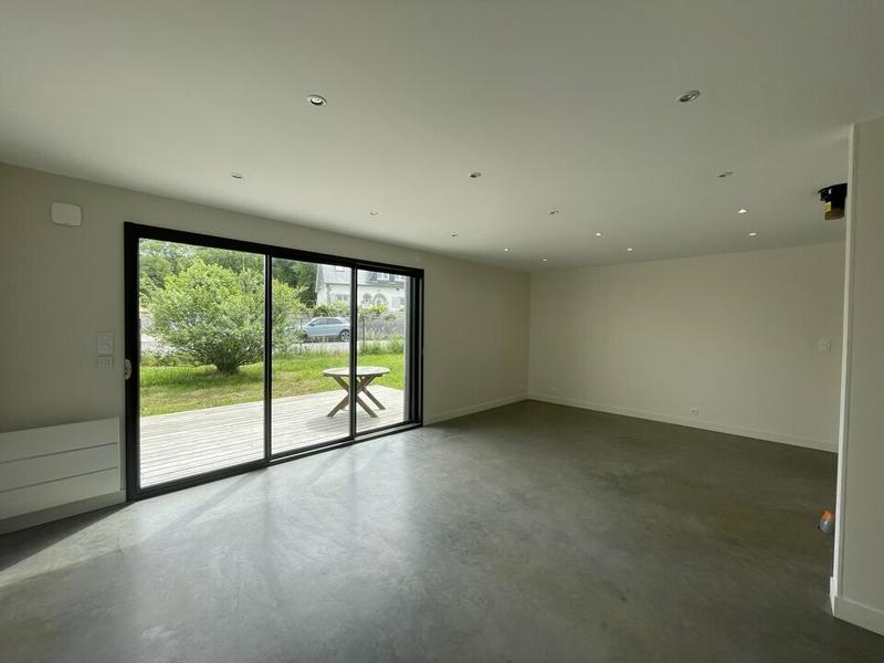 Local d'activité / Entrepôt - 160 m²