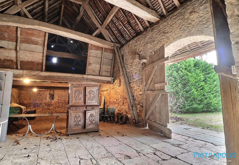 Maison - 263 m² - 9 pièces