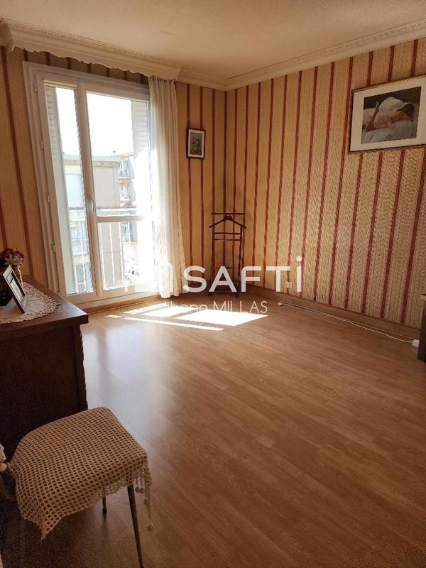 Appartement - 80 m² - 3 pièces