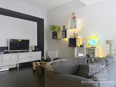 Appartement - 80 m² - 4 pièces