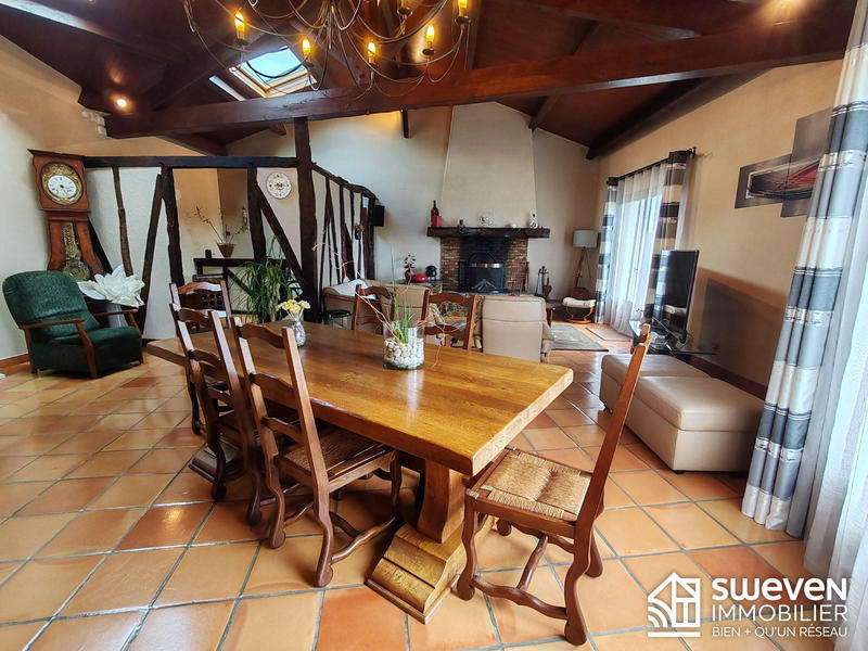 Maison - 175 m² - 5 pièces