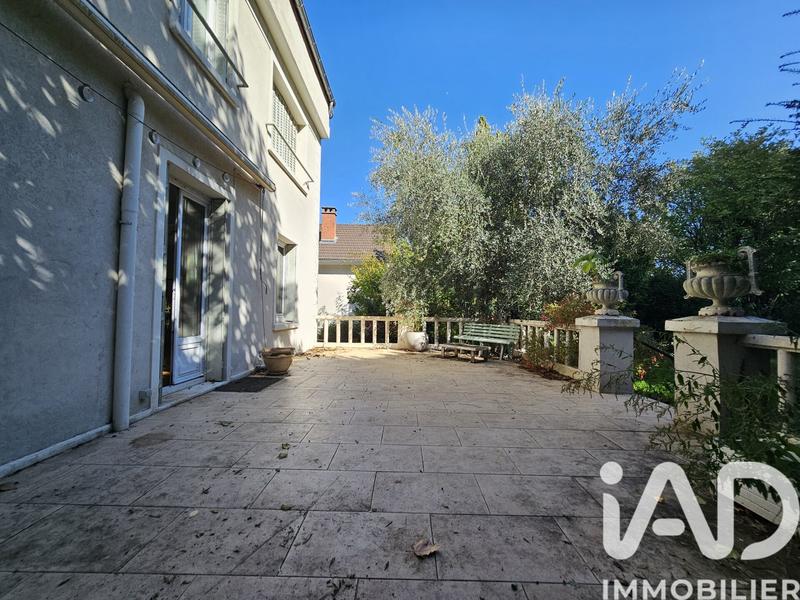 Maison - 175 m² - 7 pièces