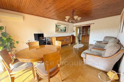 Appartement - 79 m² - 4 pièces