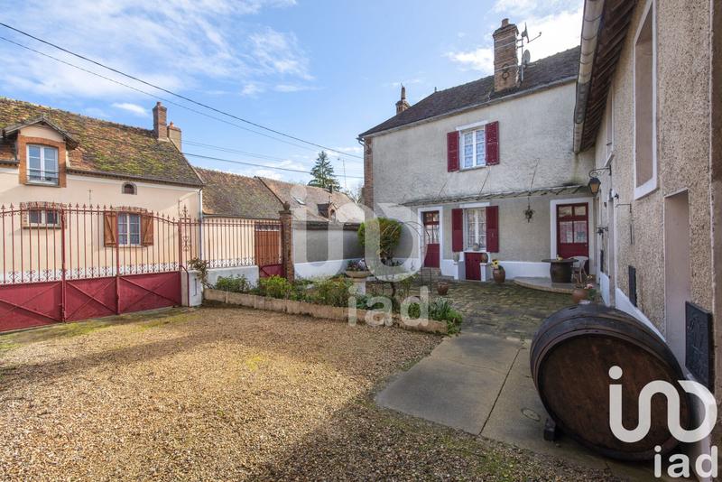 Maison - 157 m² - 8 pièces