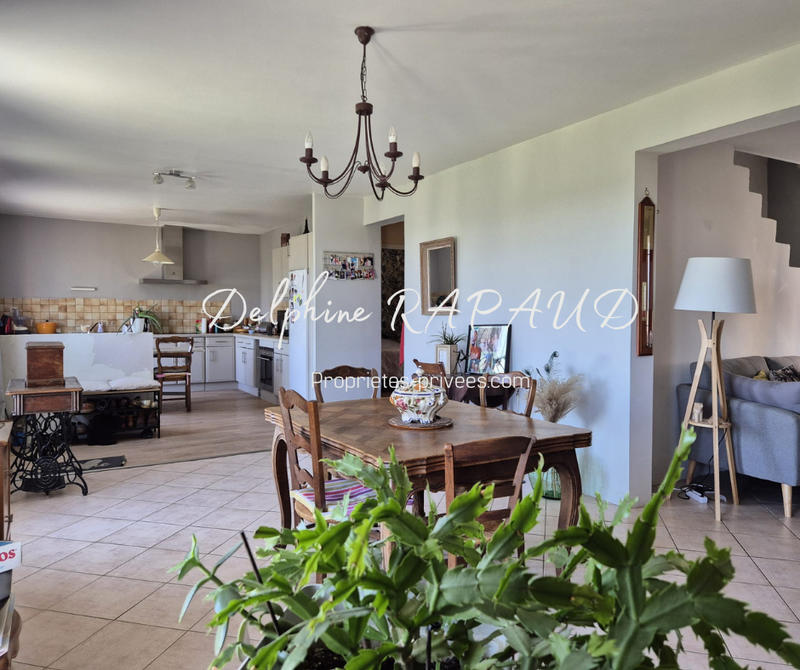 Maison - 114 m² - 7 pièces