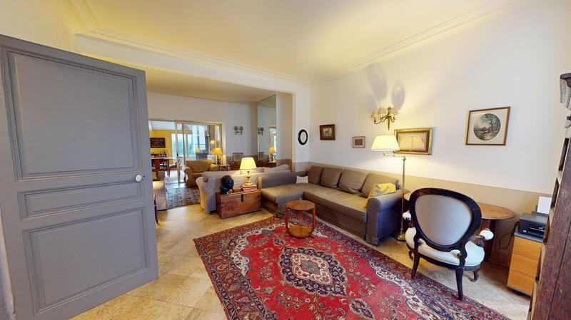 Maison - 191 m² - 7 pièces