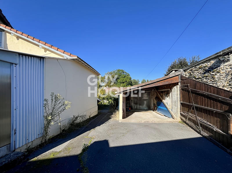 Maison - 166 m² - 9 pièces