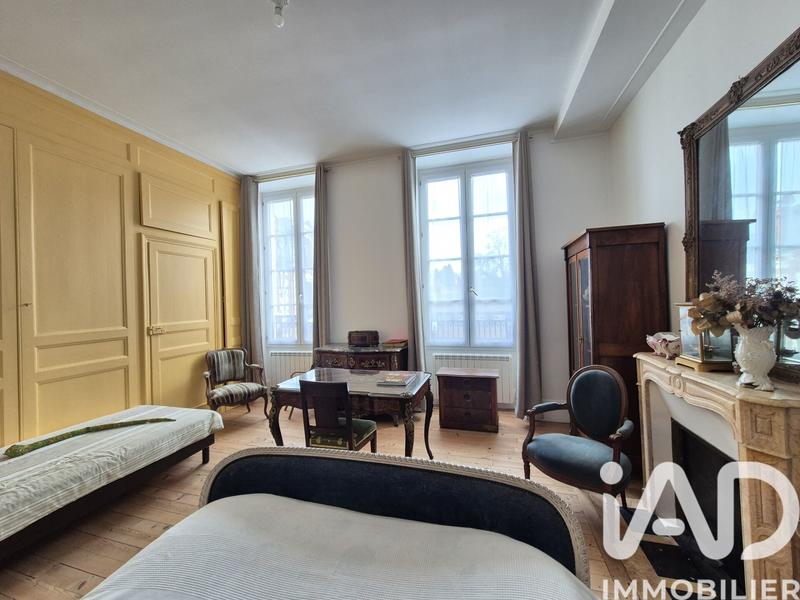 Maison de ville - 285 m² - 15 pièces