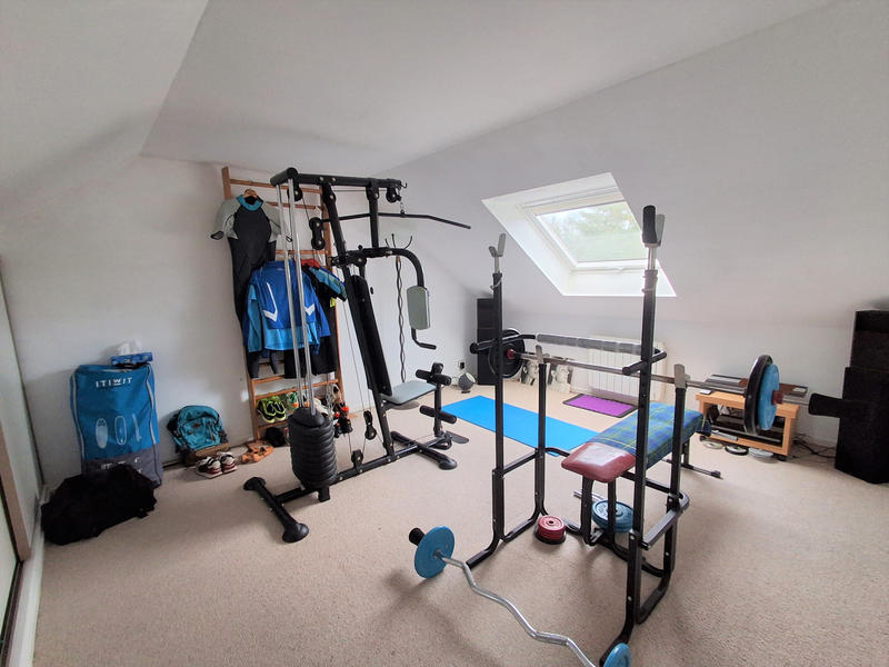 Maison - 180 m² - 8 pièces