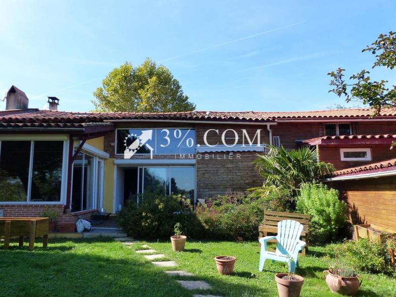 Maison - 300 m² - 7 pièces