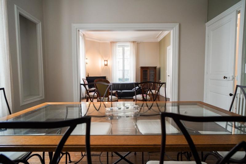 Maison - 206 m² - 10 pièces