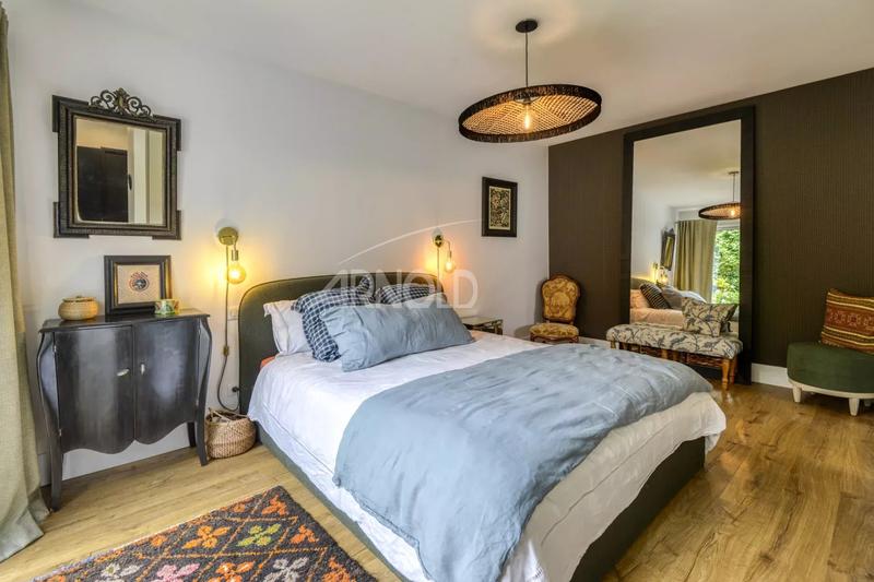 Maison - 191 m² - 8 pièces