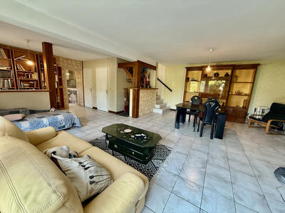 Maison - 175 m² - 6 pièces