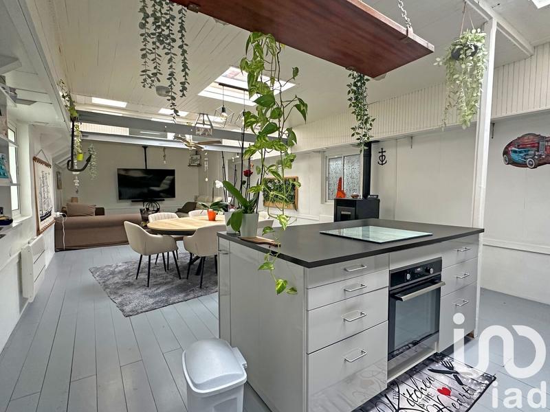 Maison - 160 m² - 6 pièces